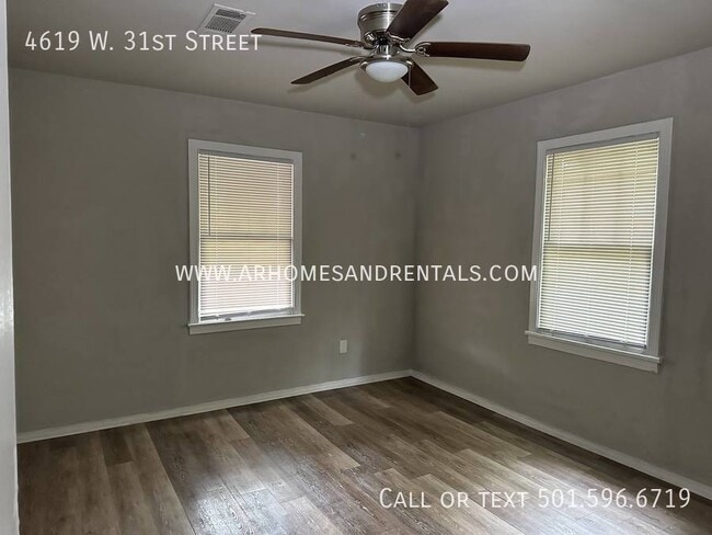 Building Photo - 4619 W 31st St