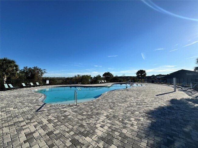 Building Photo - 512 Mckenna Dr