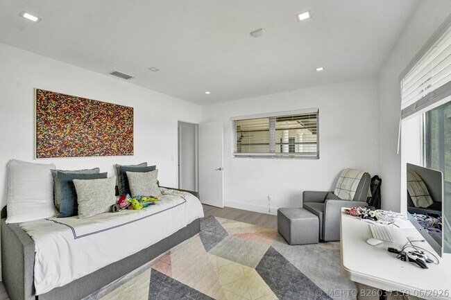 Building Photo - 3630 N 55th Ave