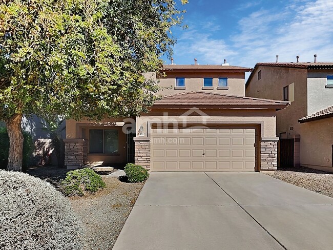 Building Photo - 782 E Christopher St