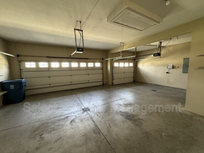 Building Photo - 12134 Fairway Winds Ct
