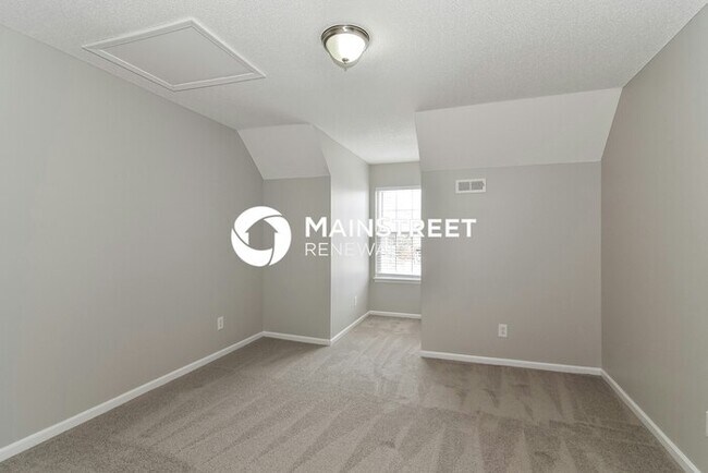 Building Photo - 3 Bedroom Pet-Friendly Home in Pleasant Hi...