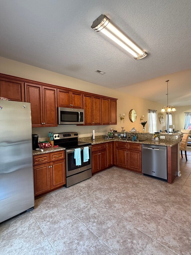Building Photo - 101 Palm Cove Cir