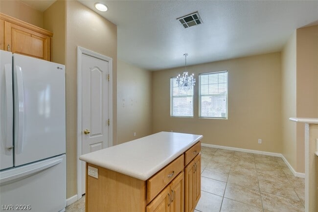 Building Photo - 6840 Frances Celia Ave