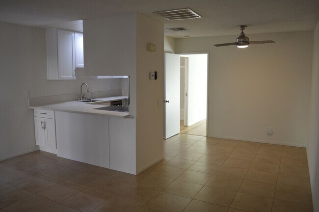 Building Photo - 464 S Calle Encilia