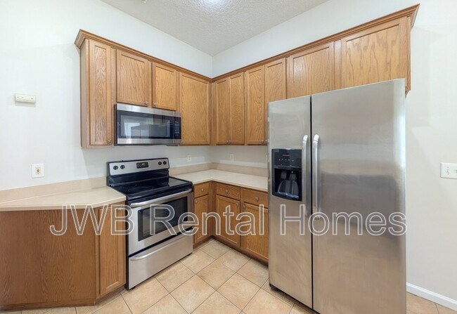 Building Photo - 463 Portobello Dr