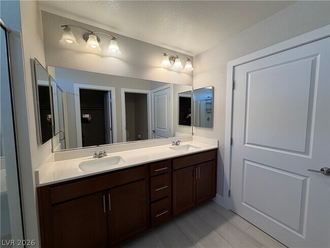 Building Photo - 4642 Engage St