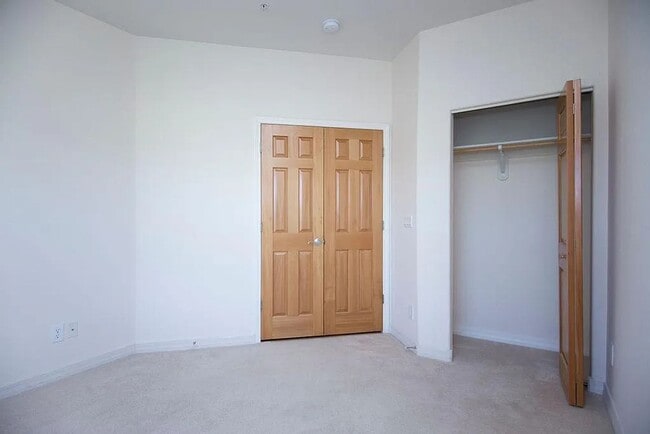 Building Photo - Beautiful Condo near Fossil Creek