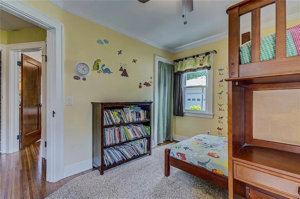 Bedroom 2 - 77 Hartsdale Rd