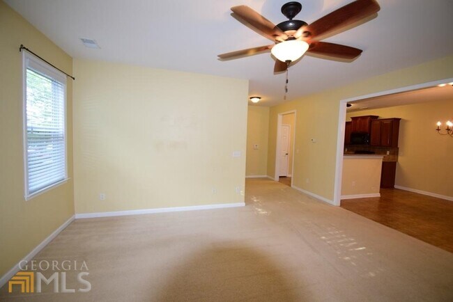 Building Photo - 59 Tahoe Dr