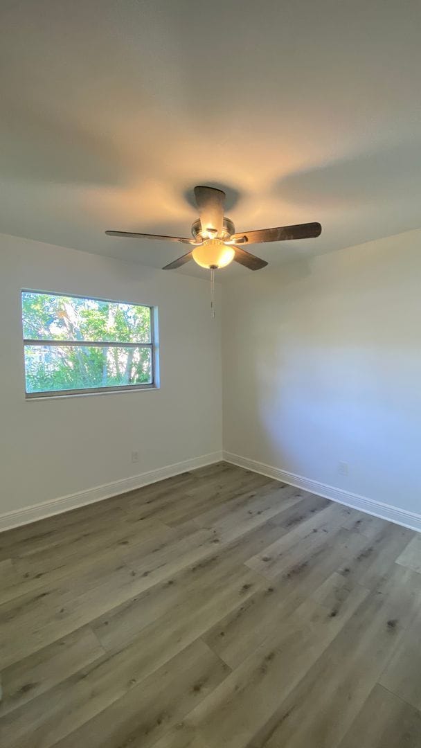 Building Photo - Beautifully Renovated 3/2 Villa in West Br...