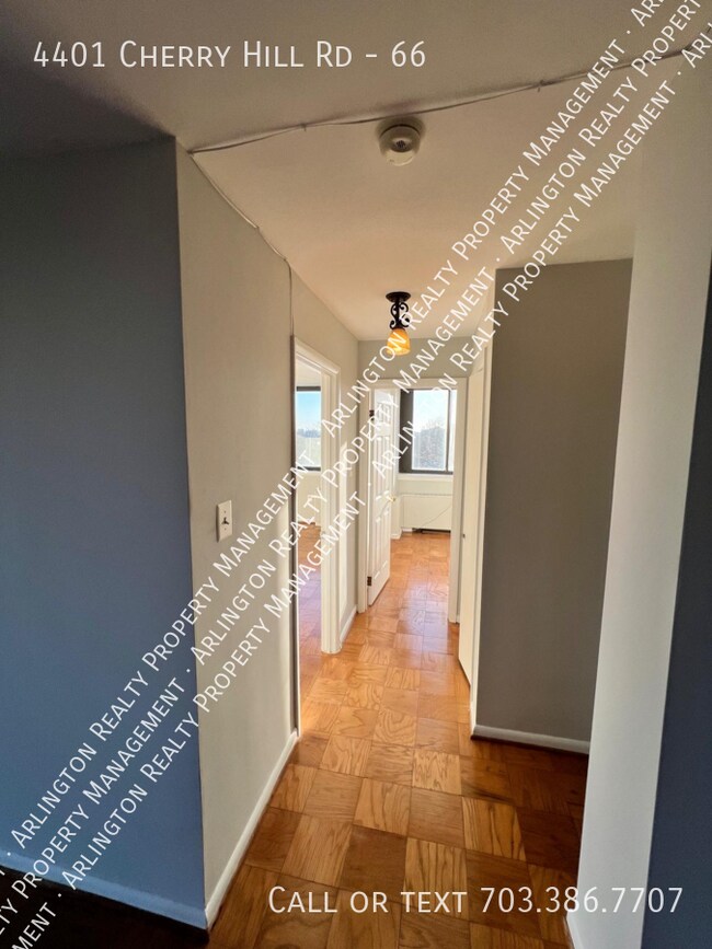 Building Photo - 4401 Cherry Hill Rd