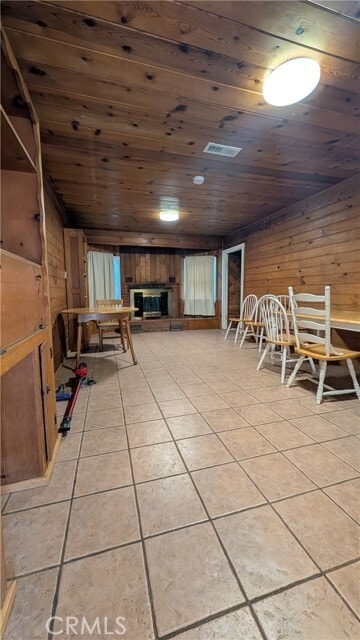 Building Photo - 546 Griswold Ave