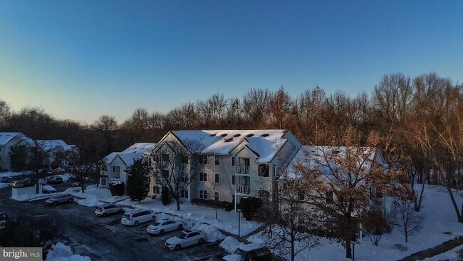 Building Photo - 416 Walden Cir