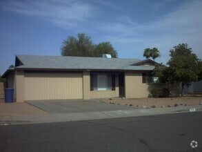 Building Photo - Tempe 3 Bed, 2 Bath Single Story Rental House