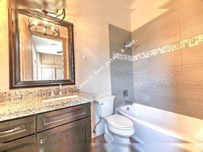 Building Photo - "Spacious Tucson Retreat with Granite Eleg...