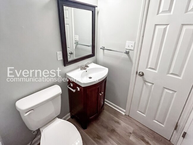 Building Photo - 2741 Mary Ave