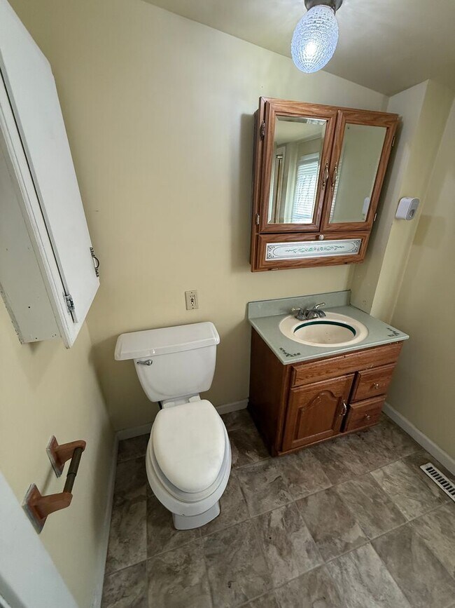 Building Photo - Lindsborg, KS rental