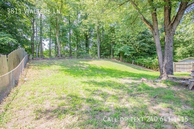 Building Photo - 3811 Walters Ln