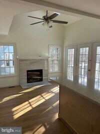 Building Photo - 2703 Deer Ridge Dr