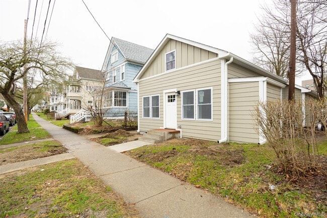 Building Photo - 1 Dean Pl