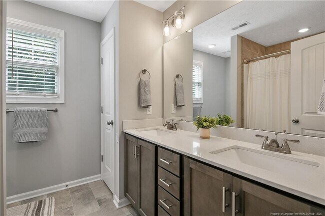 Building Photo - 4631 Cedar Pass Dr