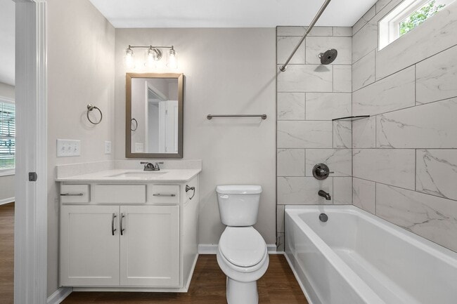 Building Photo - 1217 Dodd St