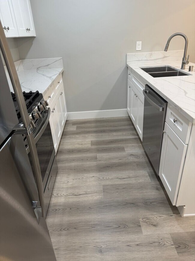 Building Photo - 2987 54th St