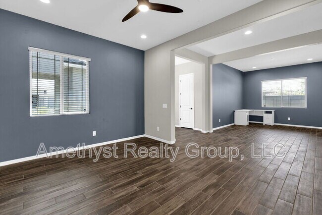 Building Photo - 5116 N 185th Ave
