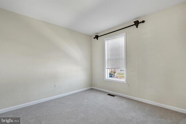 Building Photo - 3357 Sonia Trail