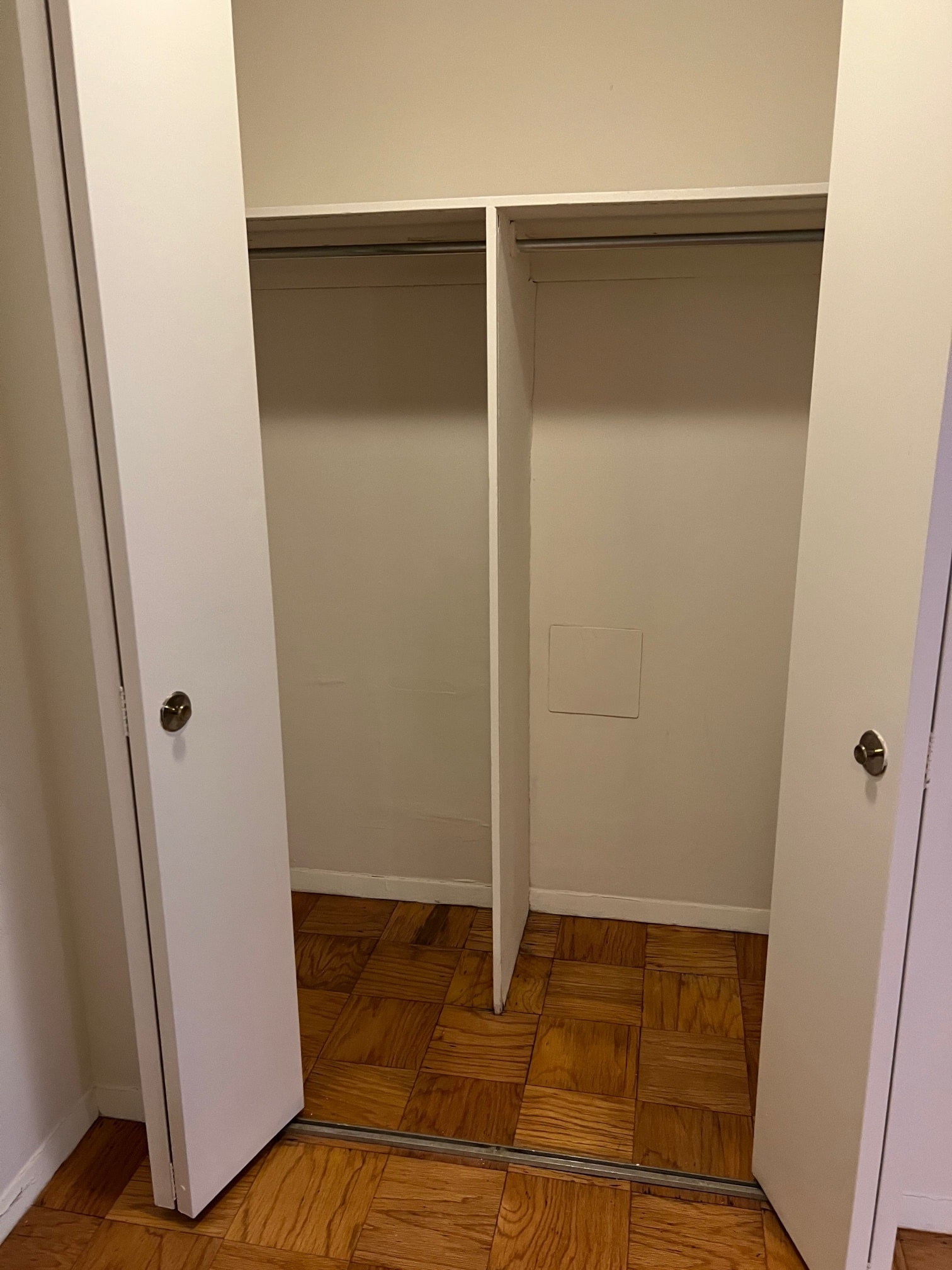 Building Photo - 5500 Friendship Blvd