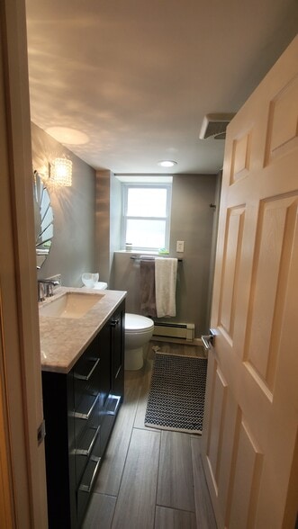 Building Photo - 44 Belleview Ave