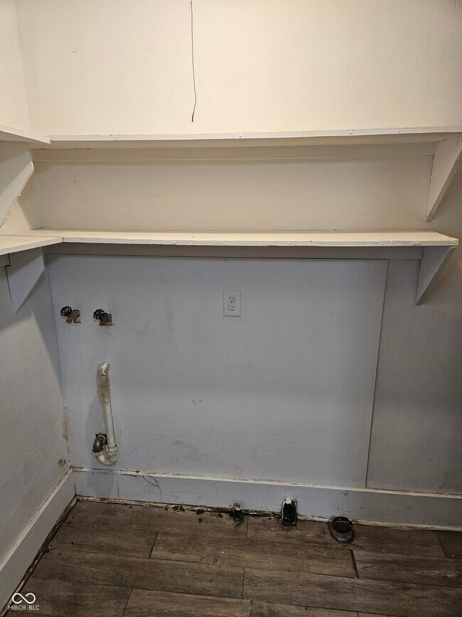 Building Photo - 2036 Calhoun St