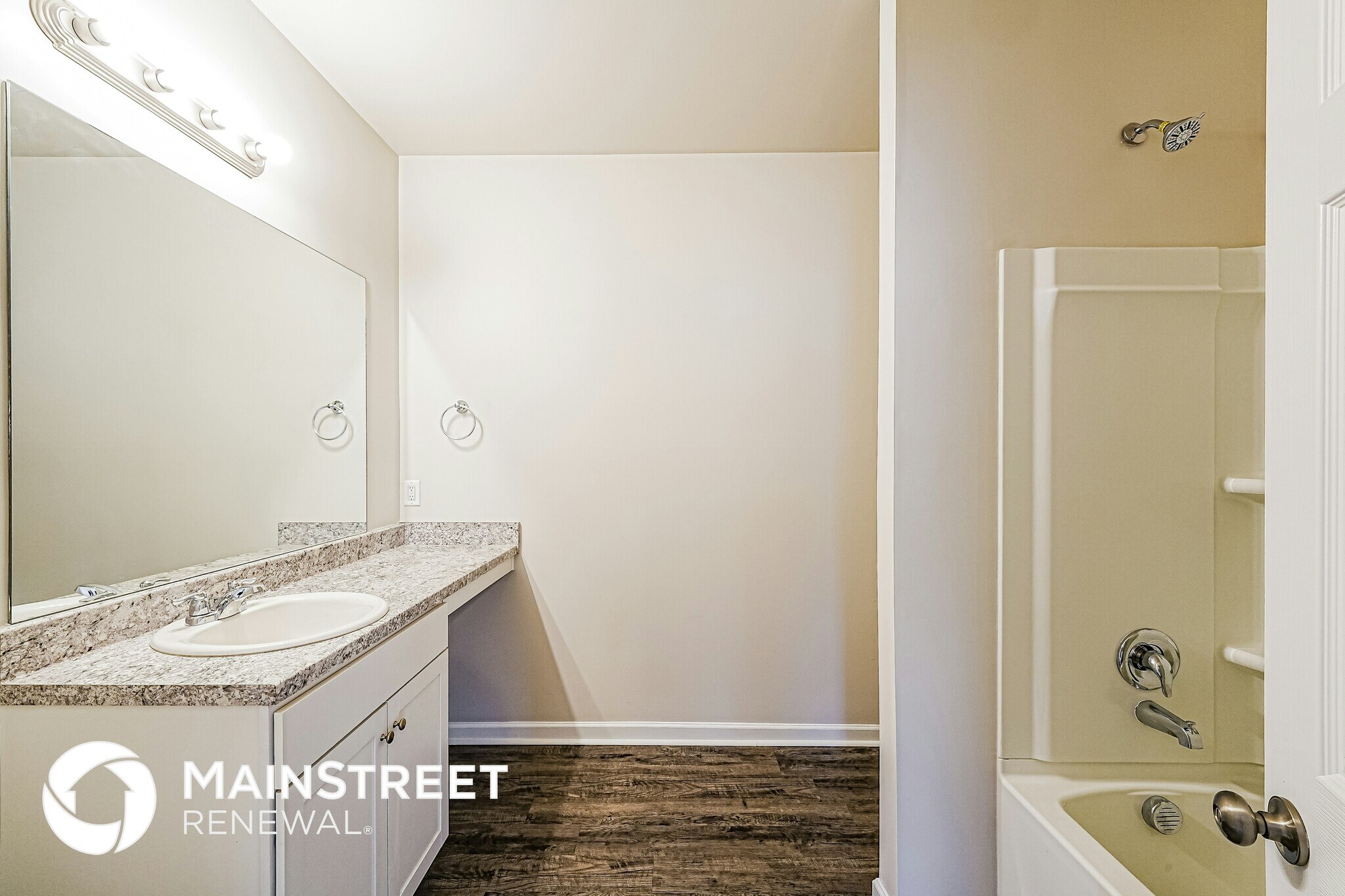 Building Photo - 680 Woodland Crst Rd