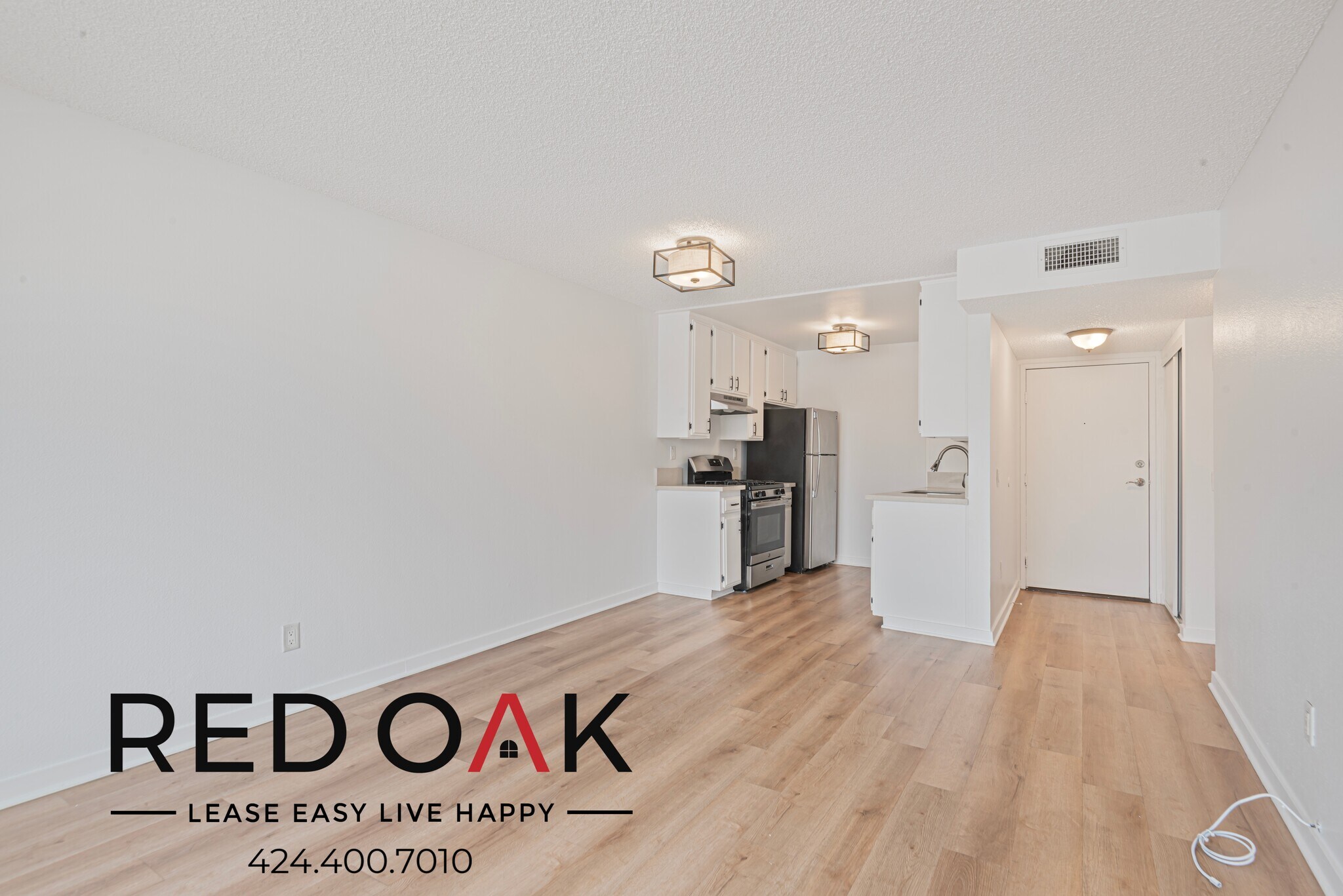 Building Photo - 11817 Victory Blvd