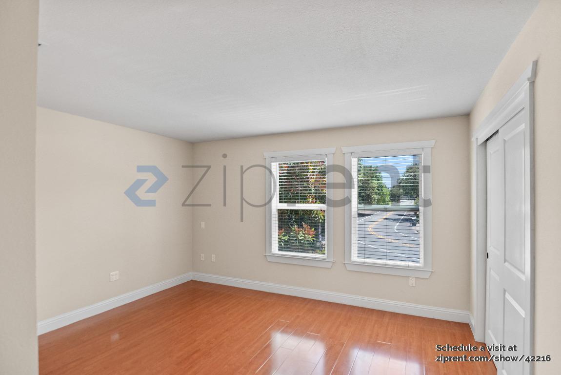 Building Photo - 865 Carlisle Way
