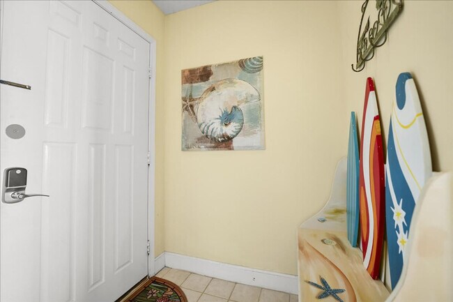 Building Photo - 1733 Sea Fair Dr