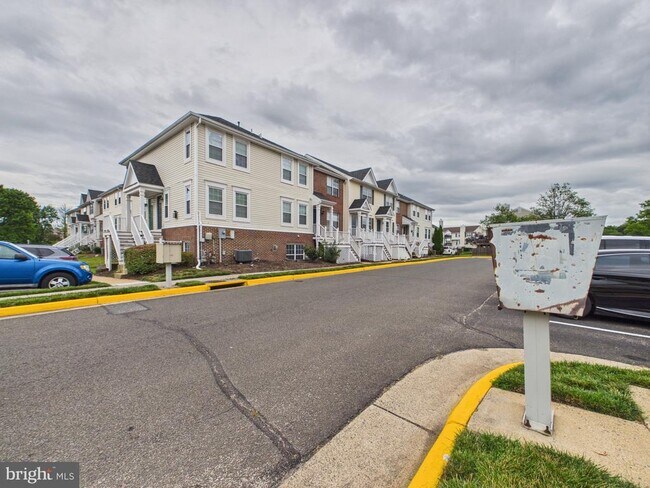 Building Photo - 7981 Calvary Ct