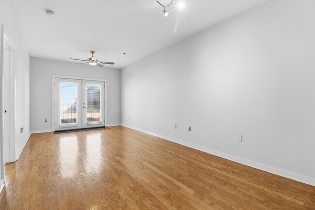 Building Photo - Bristol On Broadway Nashville