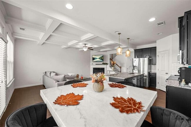 Building Photo - 2311 Candy Ln