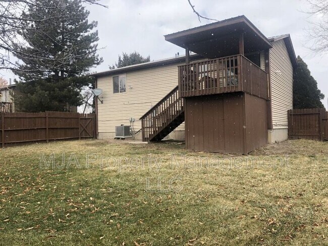 Building Photo - 5943 Lodestone Ave