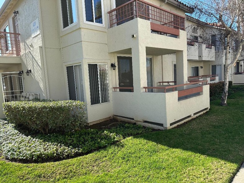 Building Photo - 420 Stoney Point Way