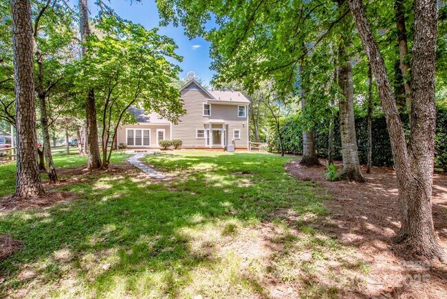 Building Photo - 169 Southhaven Dr