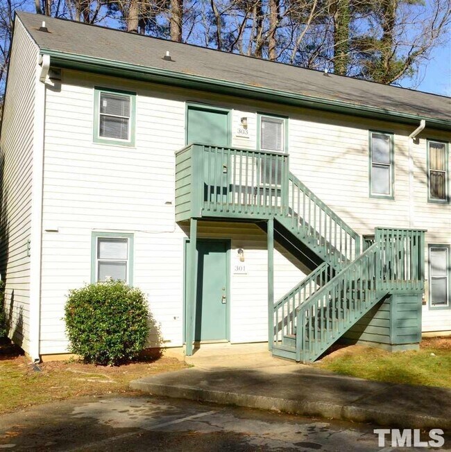 Building Photo - 309 Ashley Forest Rd