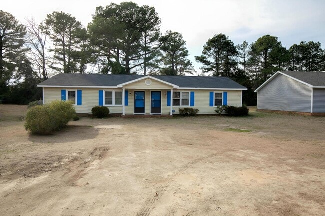 Building Photo - 614 Miller Ave