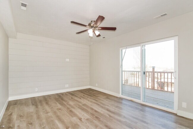 Building Photo - 6125 S 6105 W