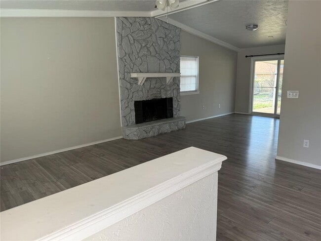 Building Photo - 1137 NW 104th St