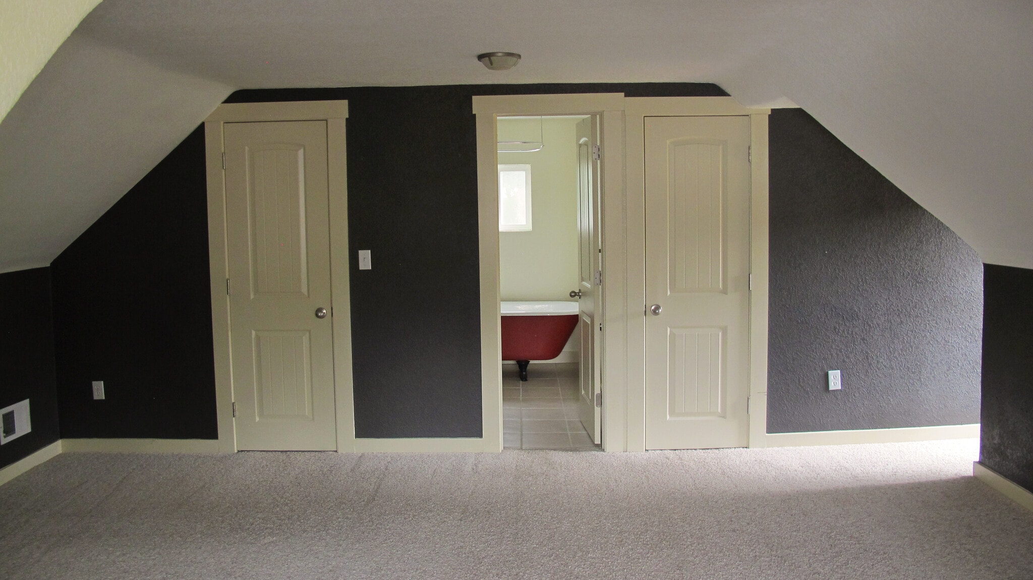 Building Photo - 639 Osceola St