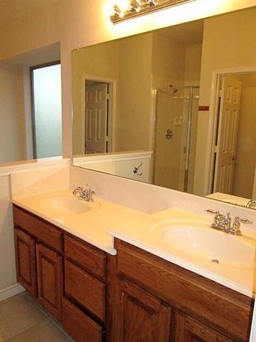 Building Photo - 3913 Carmel Mountain Dr