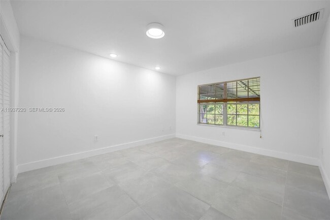 Building Photo - 5300 SW 162nd Ave